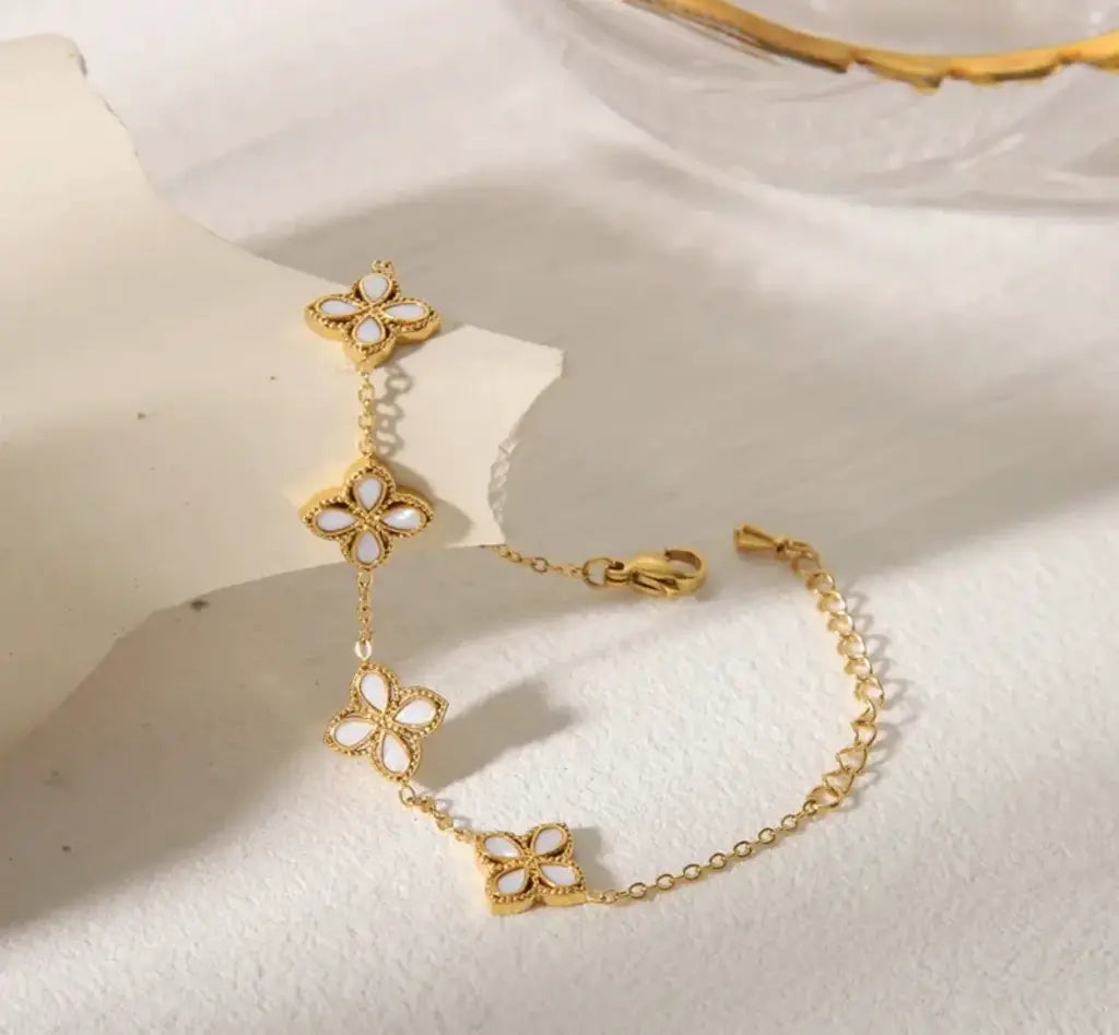 Aira Bracelet