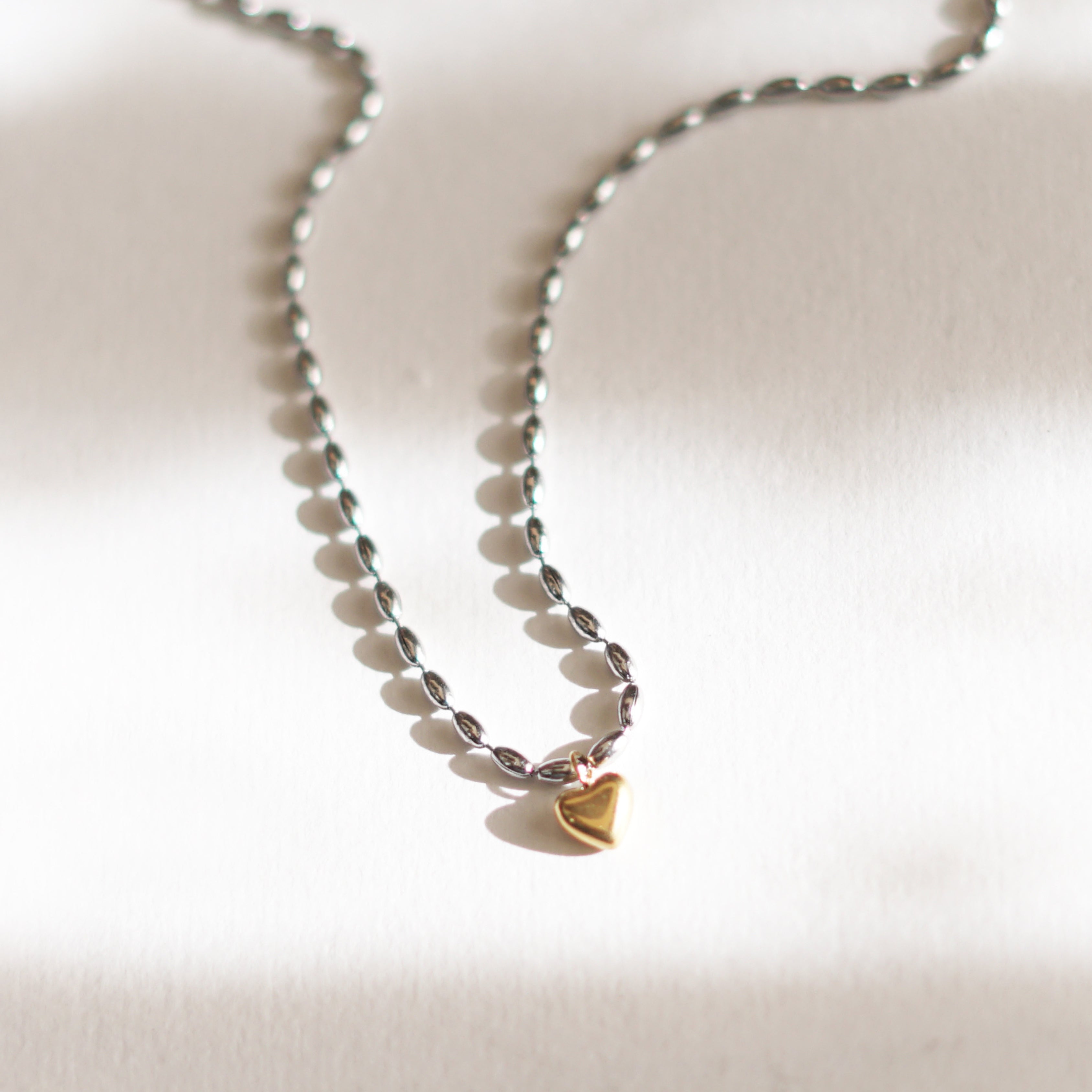 Amora Necklace