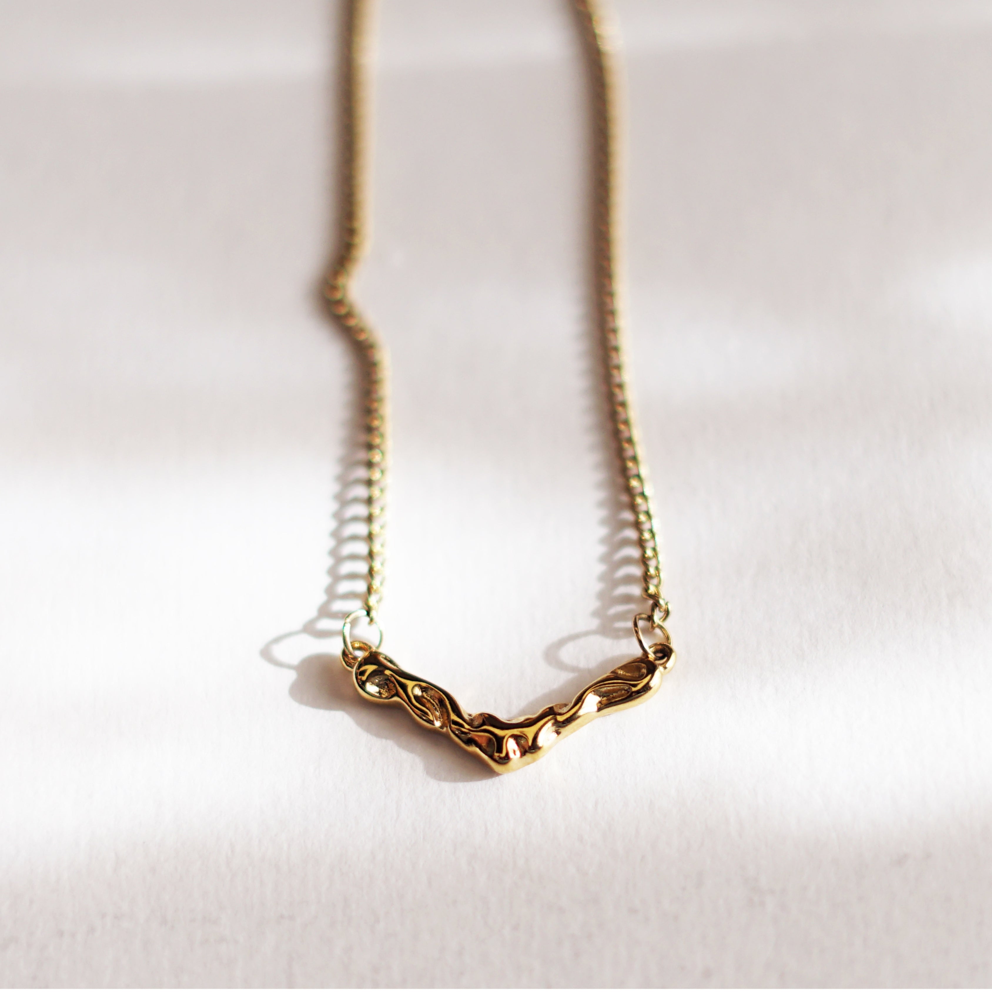 Aro Necklace