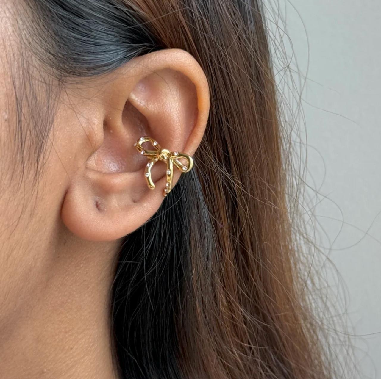 Bow Cuff
