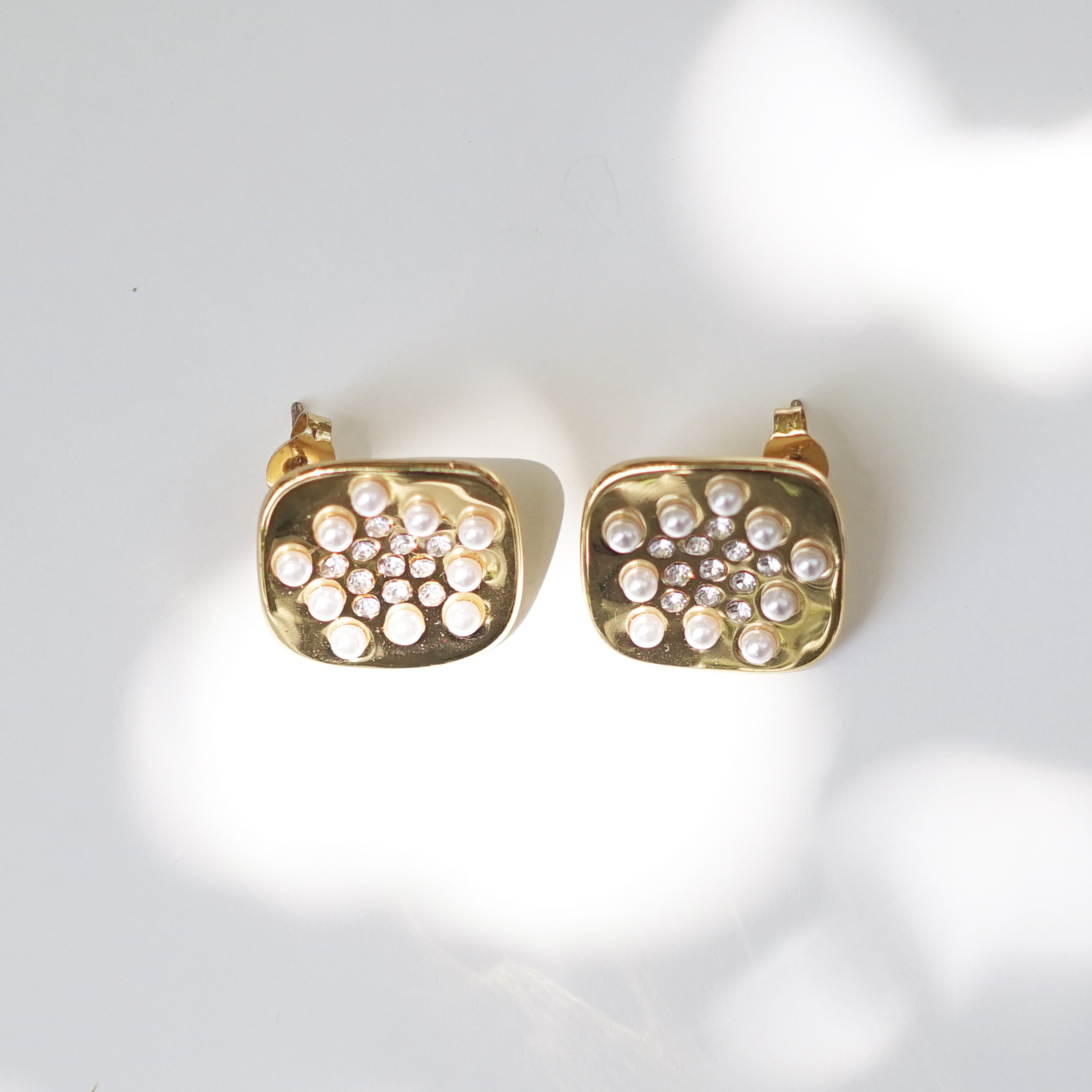 Cluster Studs