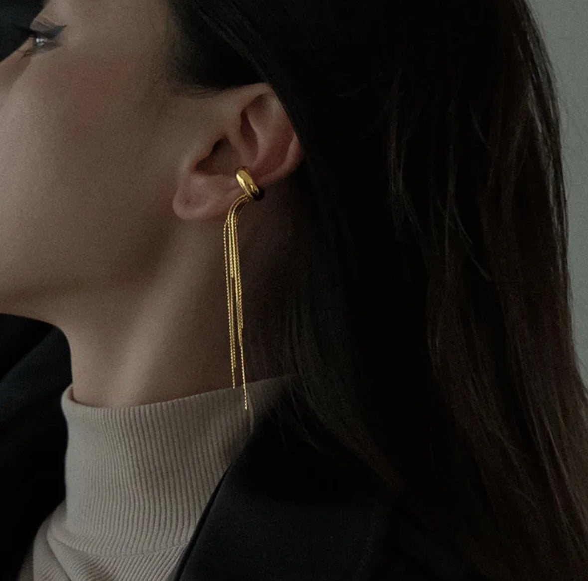 Cascade Thread Earcuff