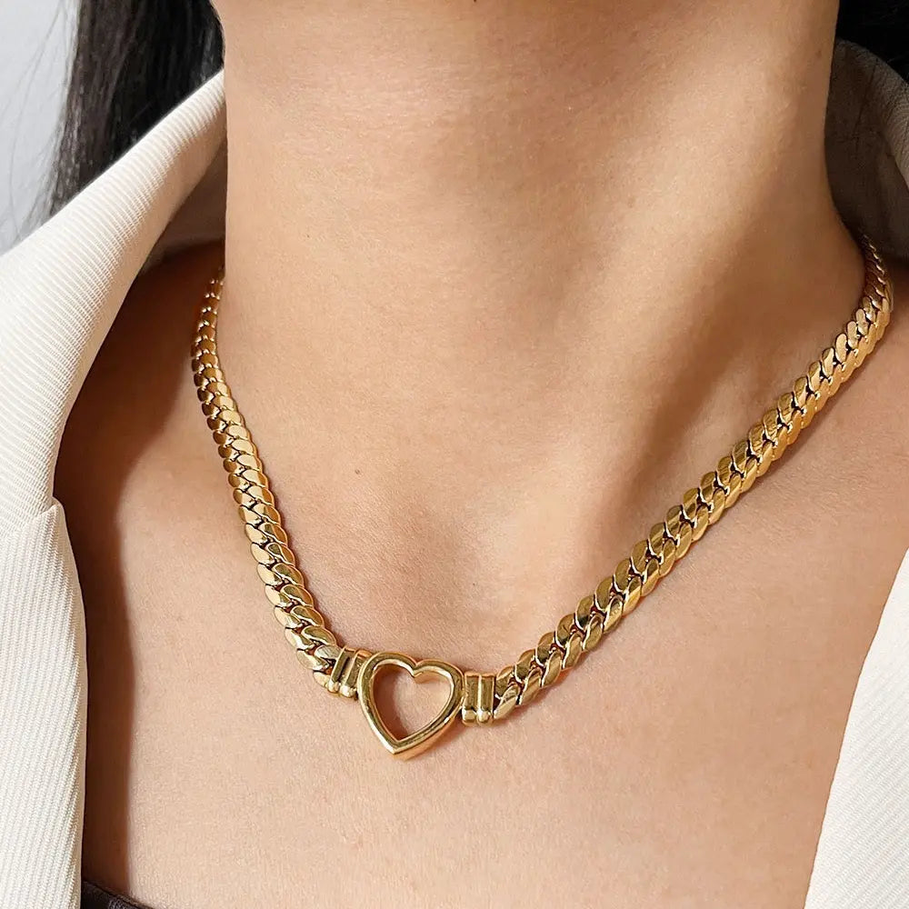 Hollow Out Heart-Shape Necklace