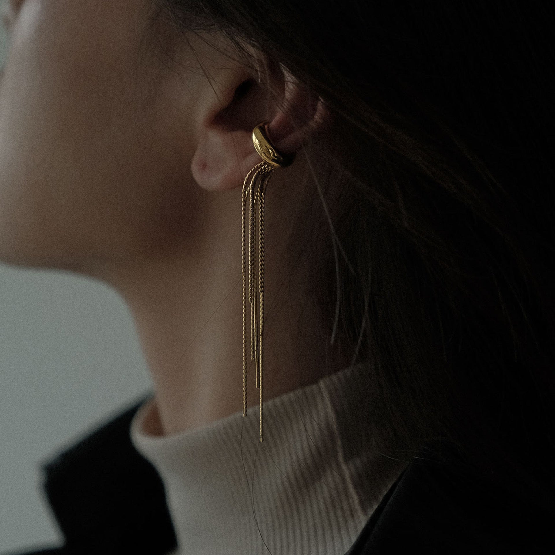 Cascade Thread Earcuff