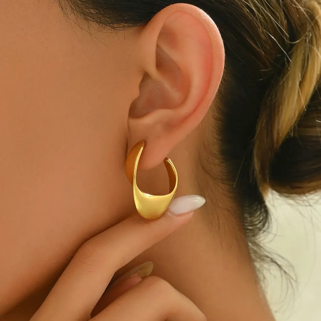 Sculpted Gold Hoop Earrings