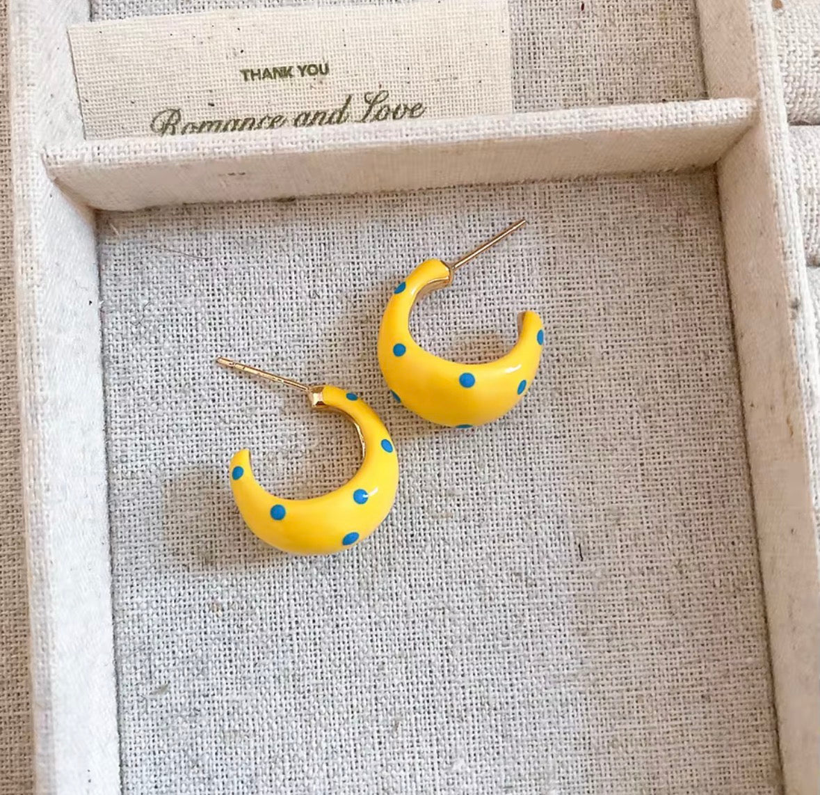Limon Studs