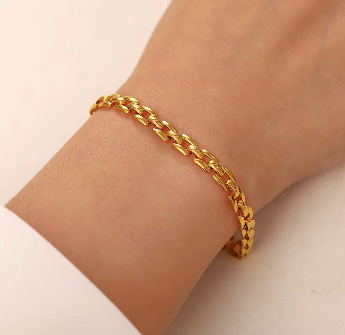 Mia Bracelet