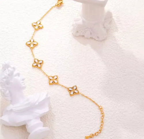 Aira Bracelet