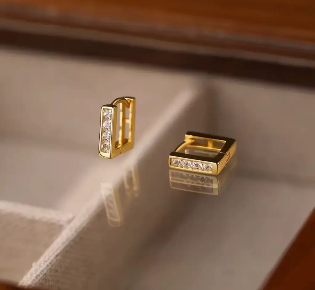 Rectangular Crystal Huggies