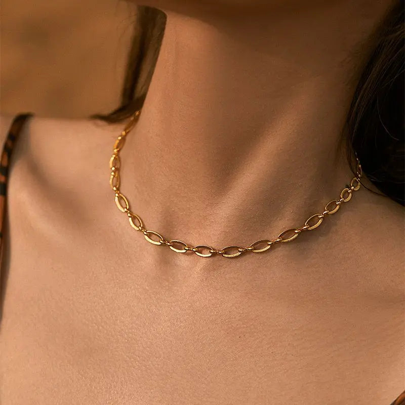Sleek Chain Necklace
