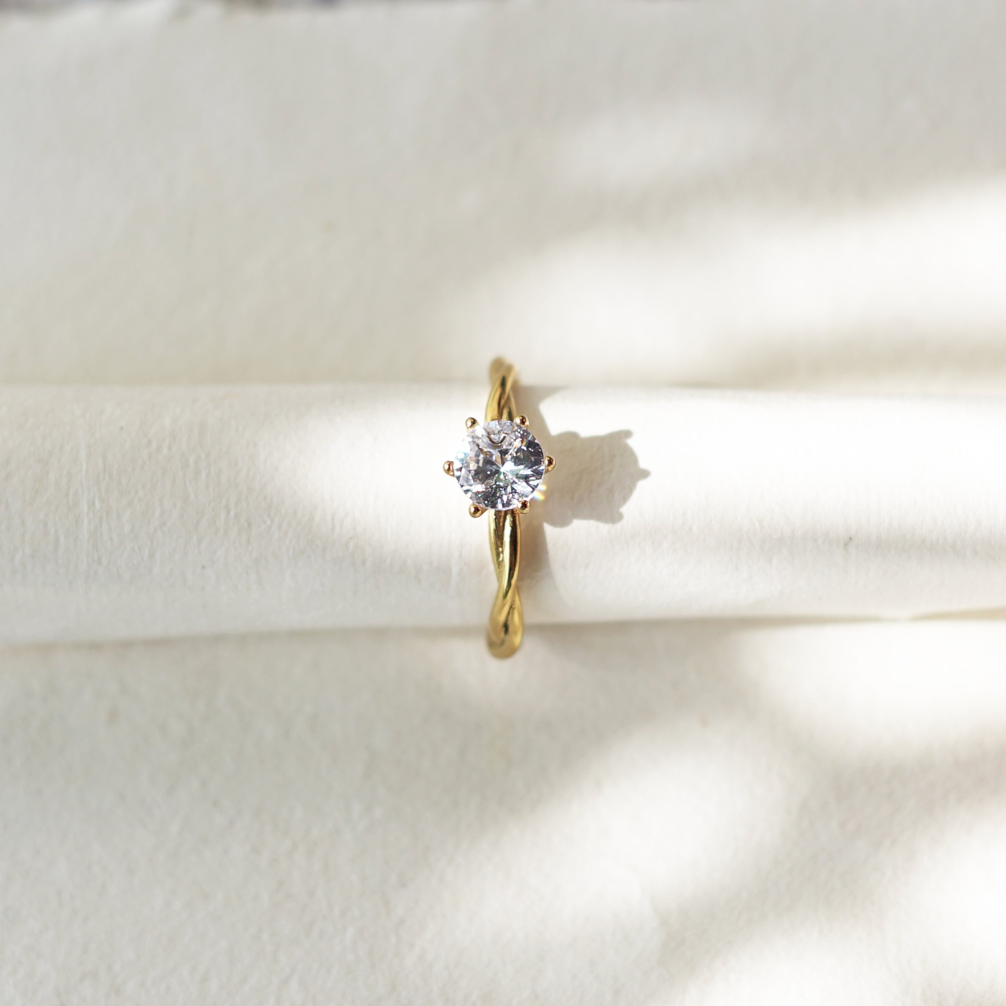 Zaria Ring